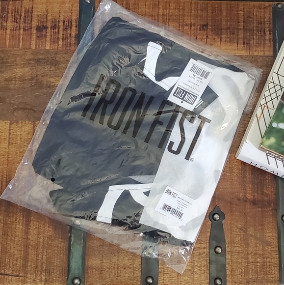 ☠ Iron Fist Bone In Bodysuit ☠ - Picture 11 of 16